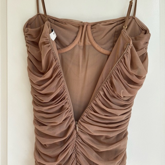 Aritzia Babaton Luxor Dress - Picture 3 of 9